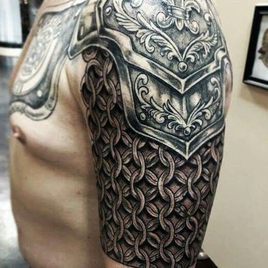 Мужские татуировки в стиле доспехов - героический образ на коже
