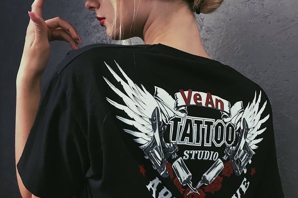 Мастер пирсинга и татуажа Лиля Дивнич - VeAn Tattoo