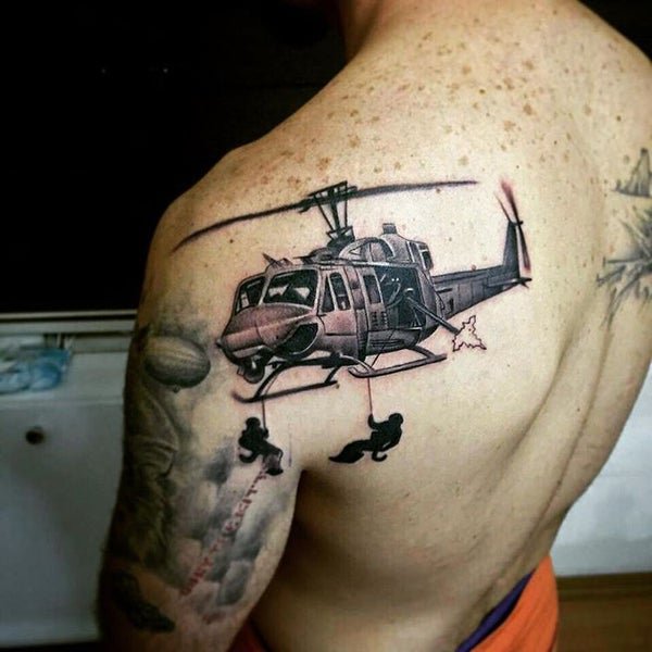 Значение татуировки вертолета
