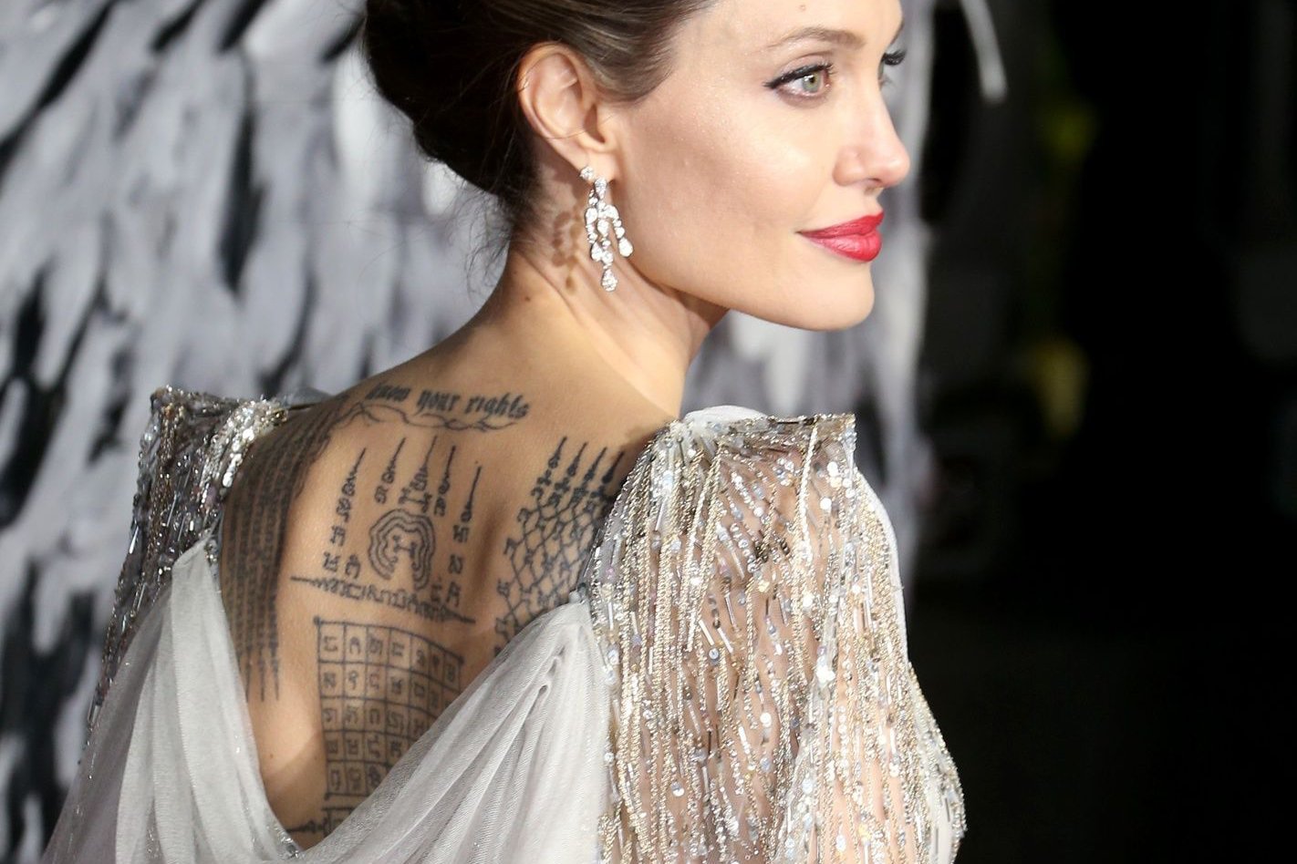 Татуировки Анджелины Джоли (Angelina Jolie tattoo) — 30 фото