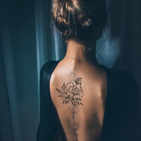 Сделать татуировку на спине в Москве