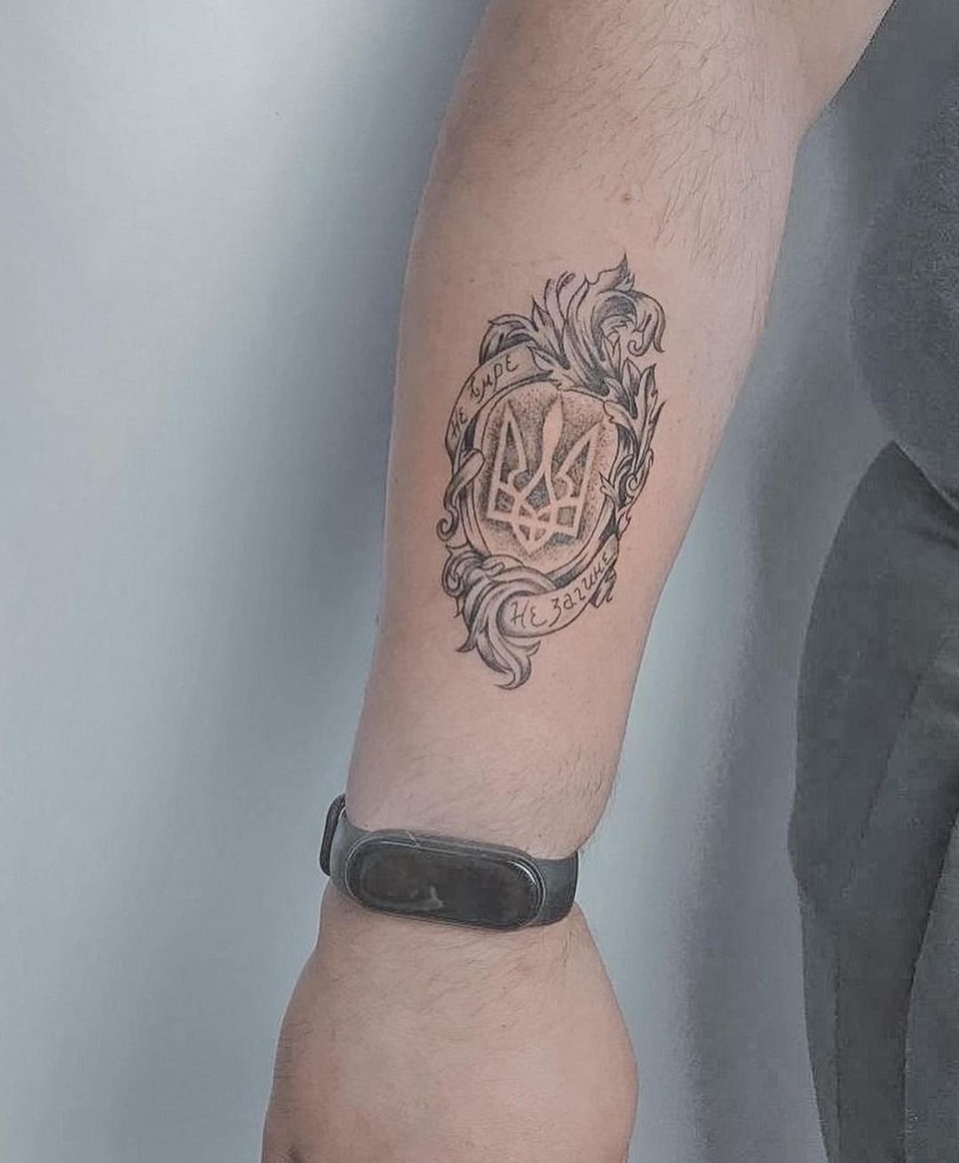Тату Герб України: історія та значення символу, 30+ ідей - VeAn Tattoo