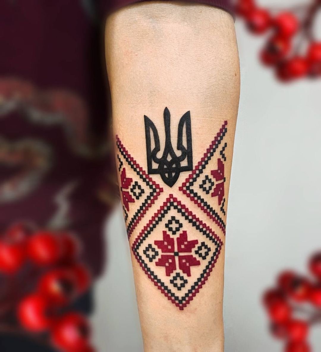 Тату Герб України: історія та значення символу, 30+ ідей - VeAn Tattoo