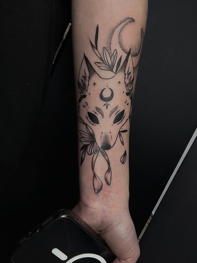 Tattoo artist Volodymyr Ivanochko - VeAn Tattoo