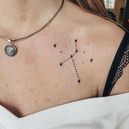Татуировки знак зодиака Рак для девушки: символика и значения