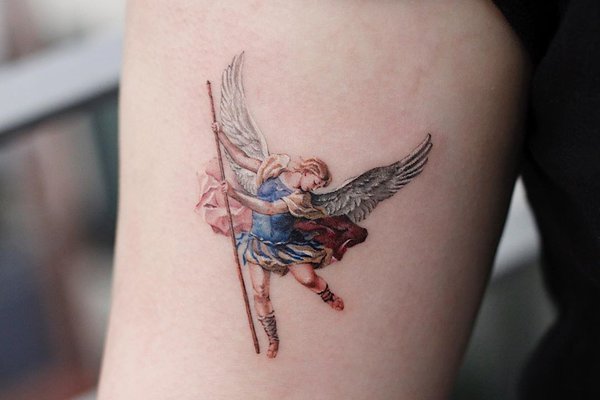 Тату ангел: 90+ фото и идей, значение татуировок и эскизы