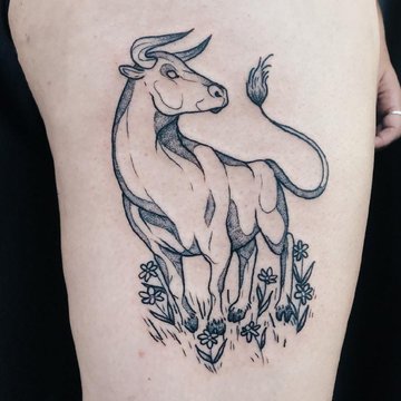 Тату тельца (знак зодиака) на плече — фото и эскизов татуировок года